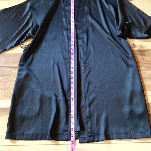 Victoria Secret Robe - Picture 4 of 4